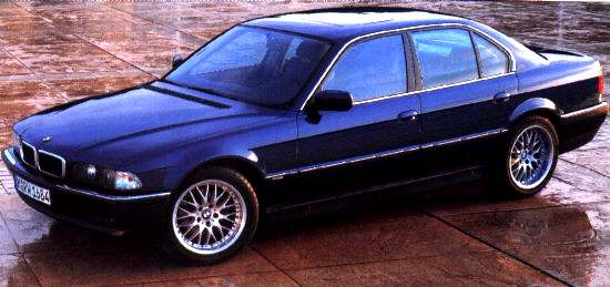 E38 with 18 cross spoke wheels and with M style wheels